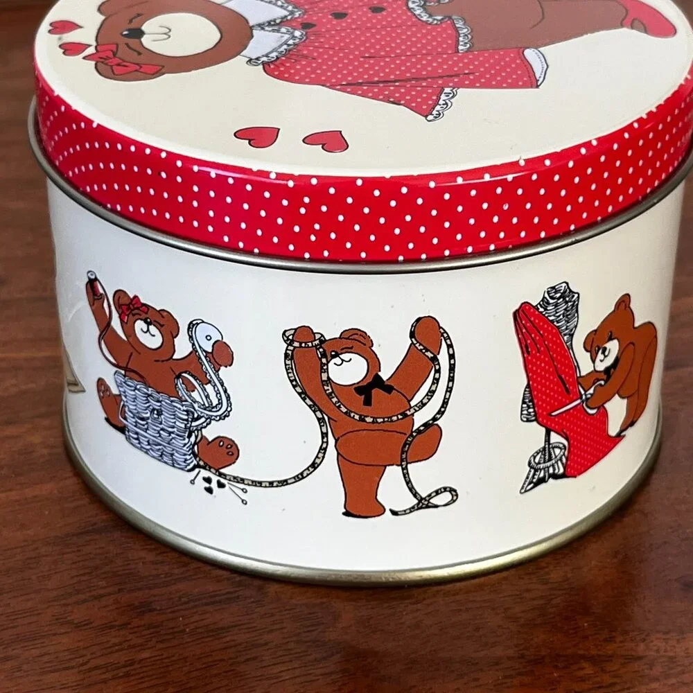 Vintage Santa's Workbench Sewing Bear Small Metal Tin Hearts Crafting Taiwan 90s